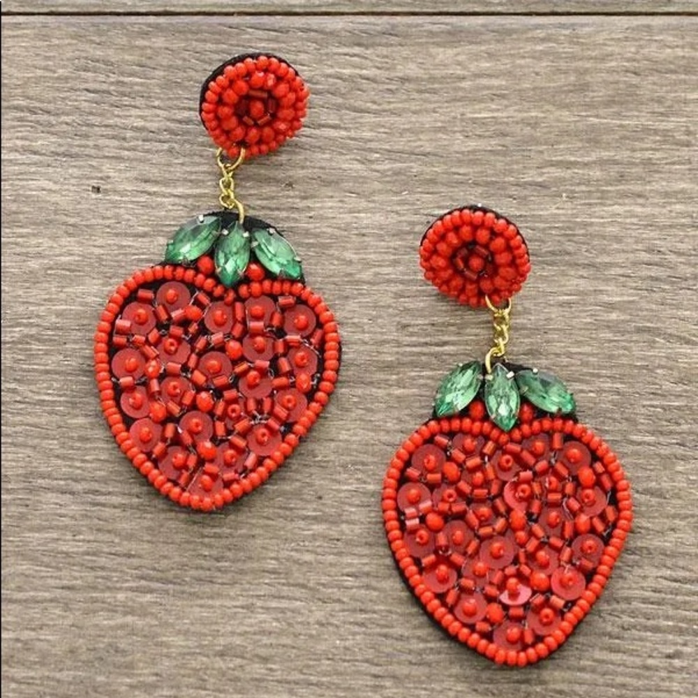 SEED BEED STRAWBERRY EARRINGS